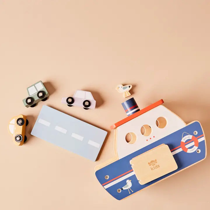 Ensemble de jeu en bois ferry avec voitures