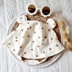 Chapeau de soleil en mousseline pour bébé - Beige avec des cœurs